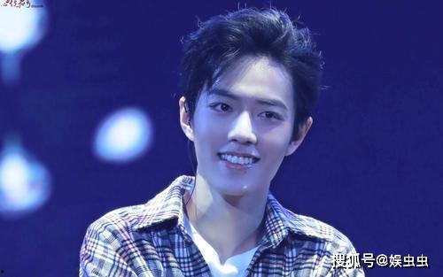 娱乐圈吃瓜博肖图片超清,肖图片超清博引热议，吃瓜群众纷纷围观